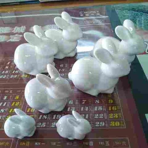 招财陶瓷兔子摆件一窝一对可爱陶瓷小白兔文玩摆件装饰品更好玩送